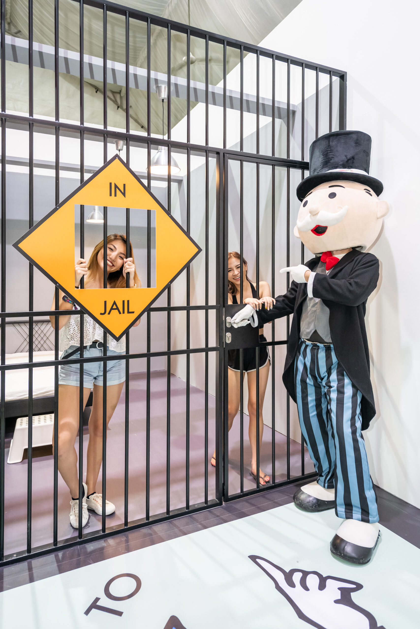 Monopoly game bring to iconic 'GO TO JAIL' act to live